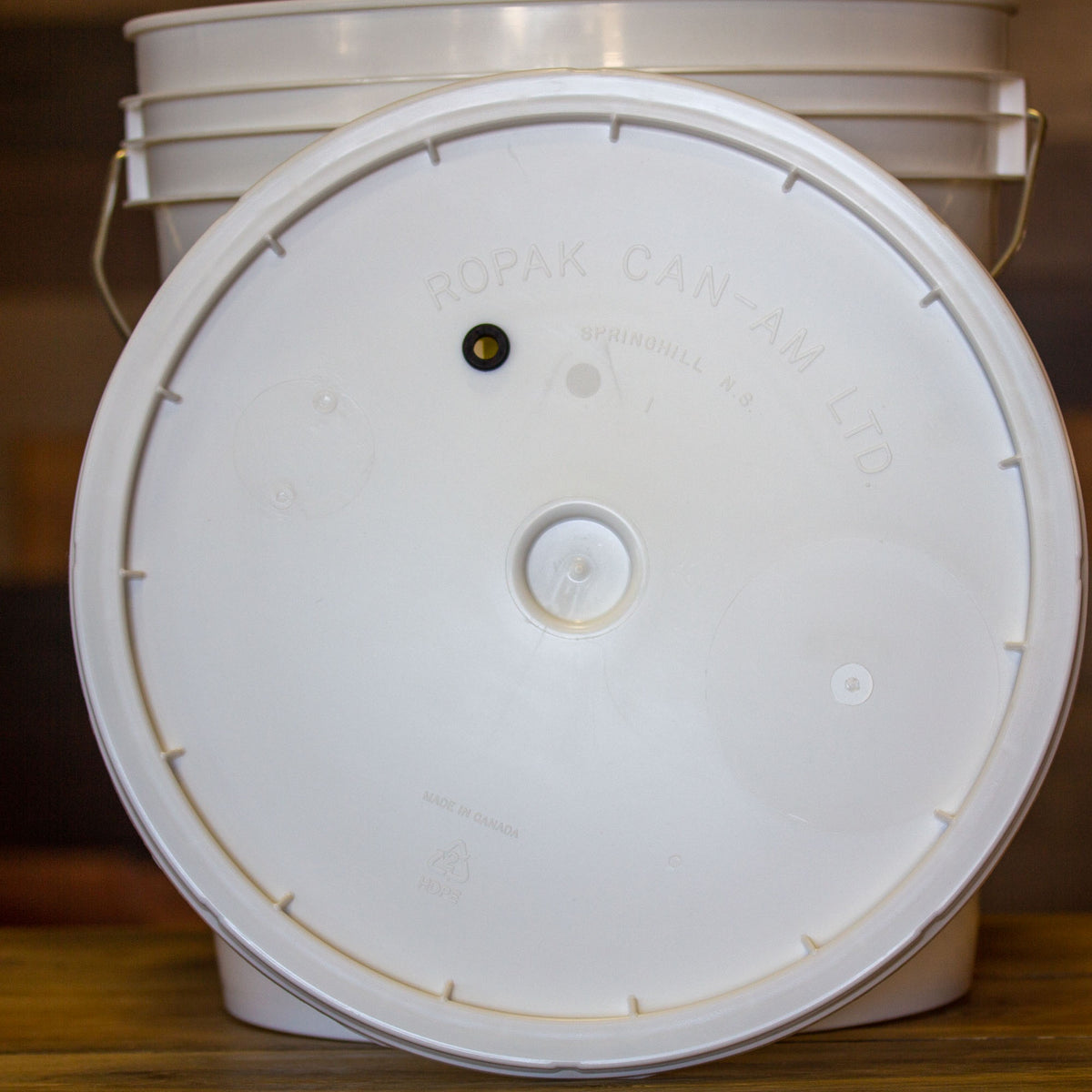LID - 7.9 Gallon Fermenting Bucket w/Grommet